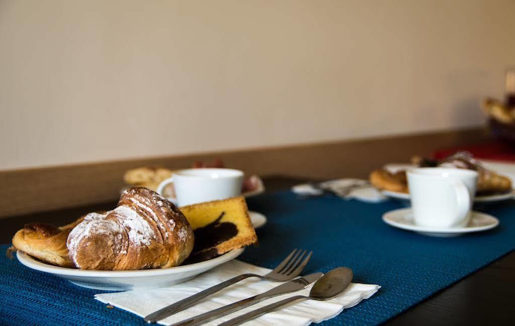 Bed and Breakfast Sotto Il Sole Di Roma Exterior foto